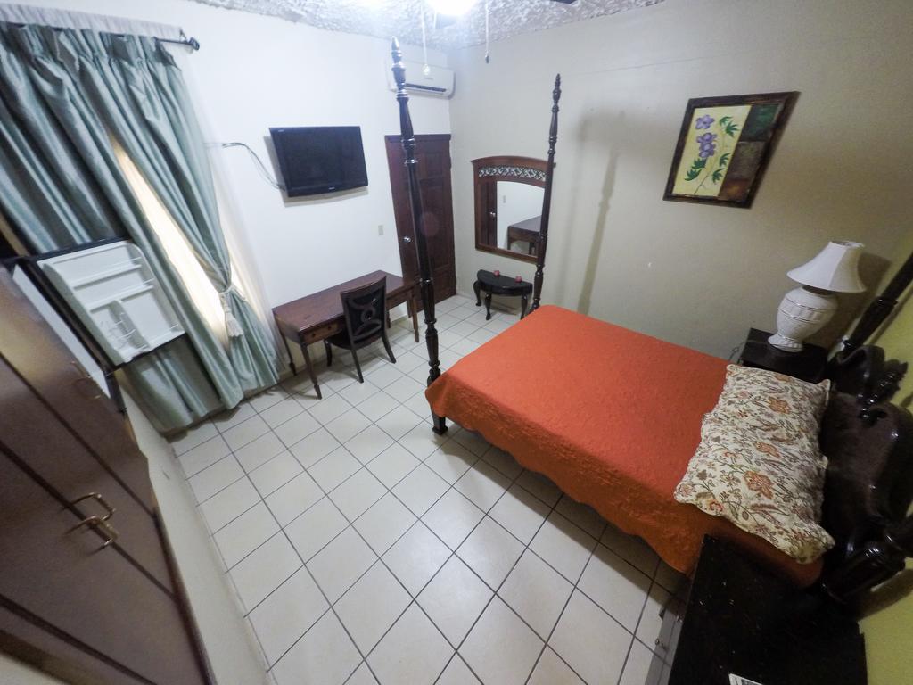 Hotel Casa Maria Сан-Педро-Сула Екстер'єр фото