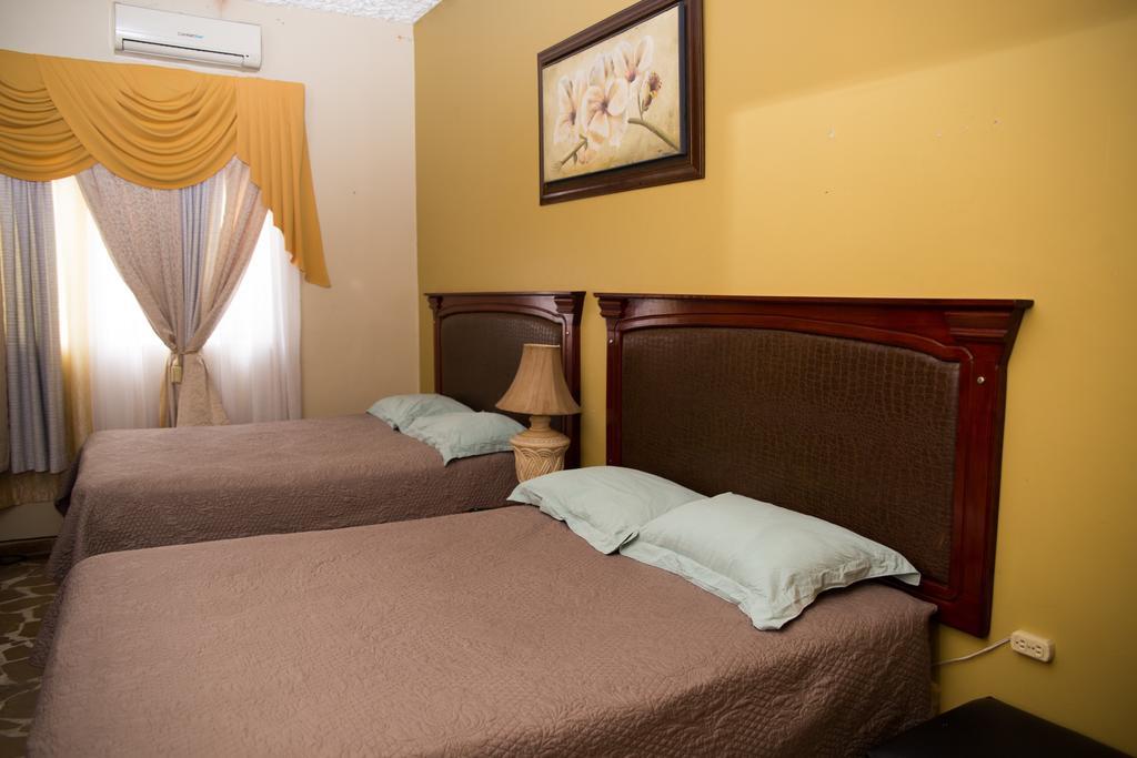 Hotel Casa Maria Сан-Педро-Сула Екстер'єр фото